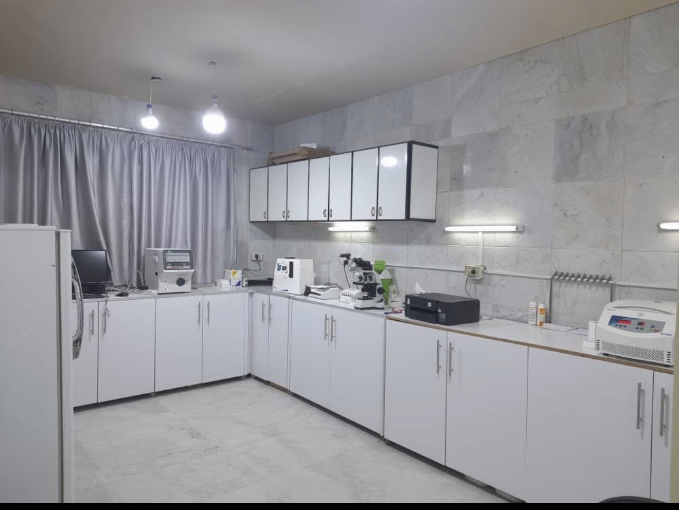 Laboratory equipment